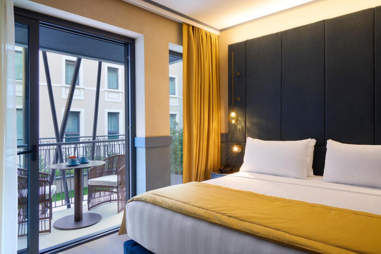 Fifty House Cellini Hotell Milano Exteriör bild